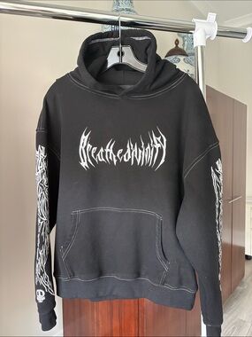 Breathe Divinity Black Graphic Hooded Sweatshirt - White Script Print Sz M
